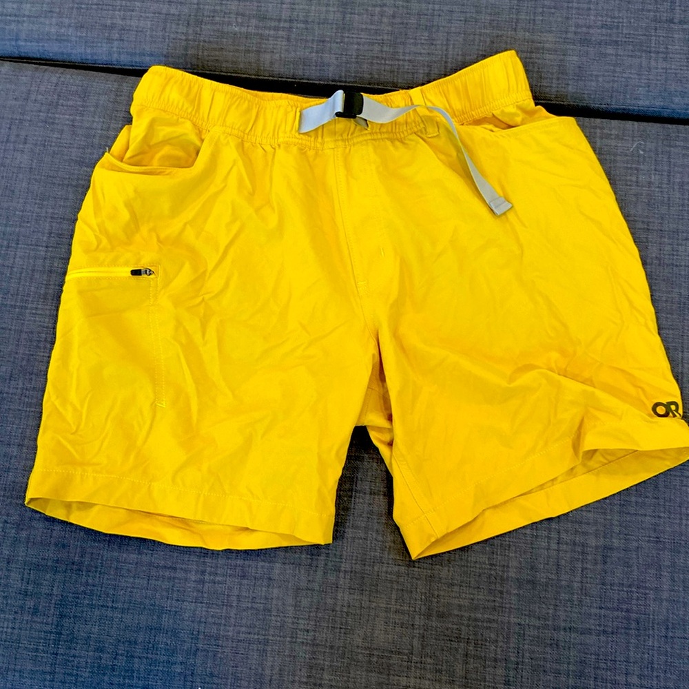EUC Outdoor Research Ferrosi shorts. Men’s large Yellow 7” inseam
